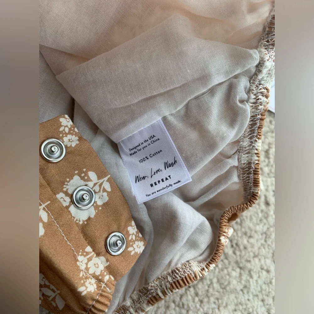 SweetHoney NWT Size 2T Bubble Romper on Mustard Floral